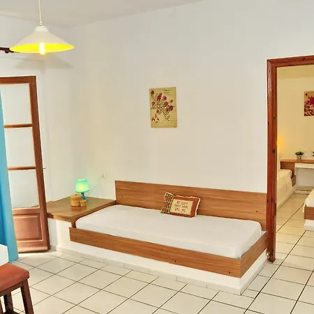 Cleopatra Aparthotel Hersonissos (Crete)